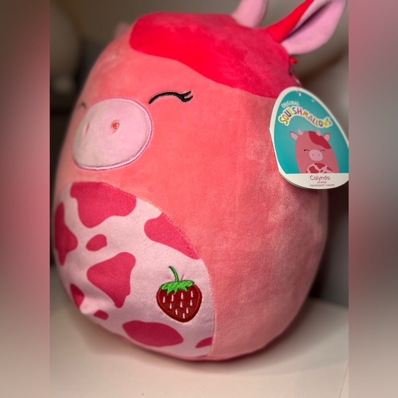 12” Calynda the Strawberry 🍓 Cow Squishmallow - Picture 7 of 10
